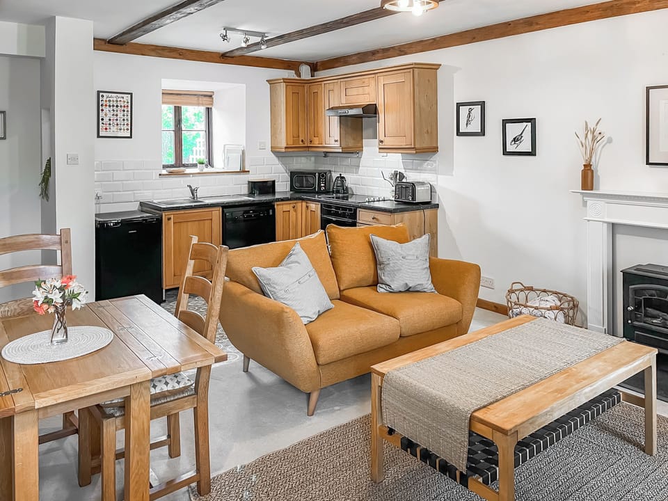 Open plan living space | Bridge Cottage - Bridge Farm Country Stays, Sheepwash