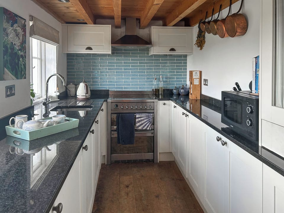 Kitchen | Roseland Cottage, Veryan