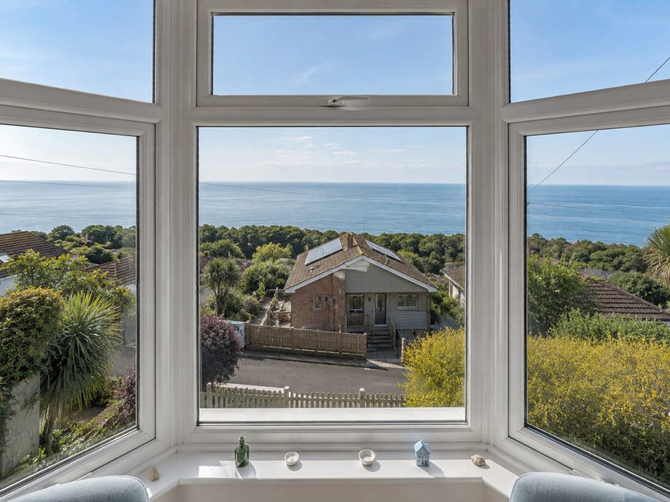 View | Gills Cliff Sunshine, Ventnor