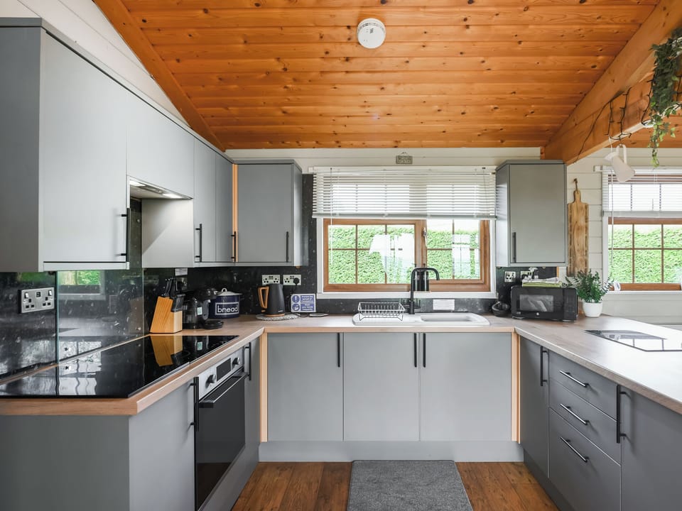 Open plan living space | Poundgate Lodge, Knighton