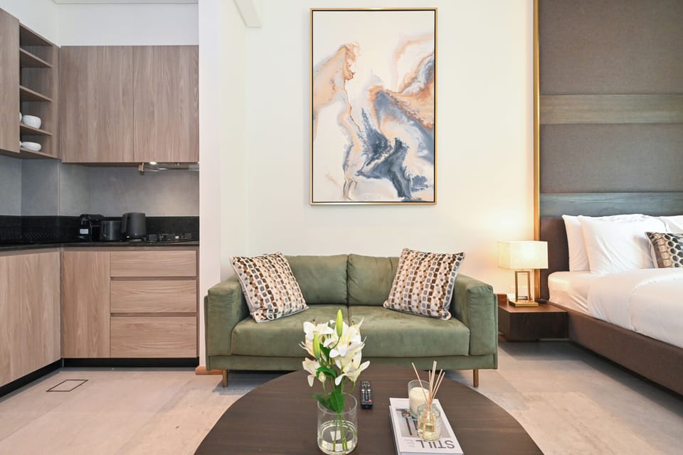Apartment, Balcony | Living area