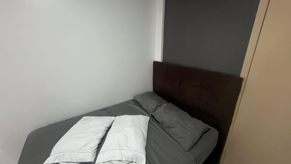 Basic Double Room, Lanai, Lake View | WiFi (free)