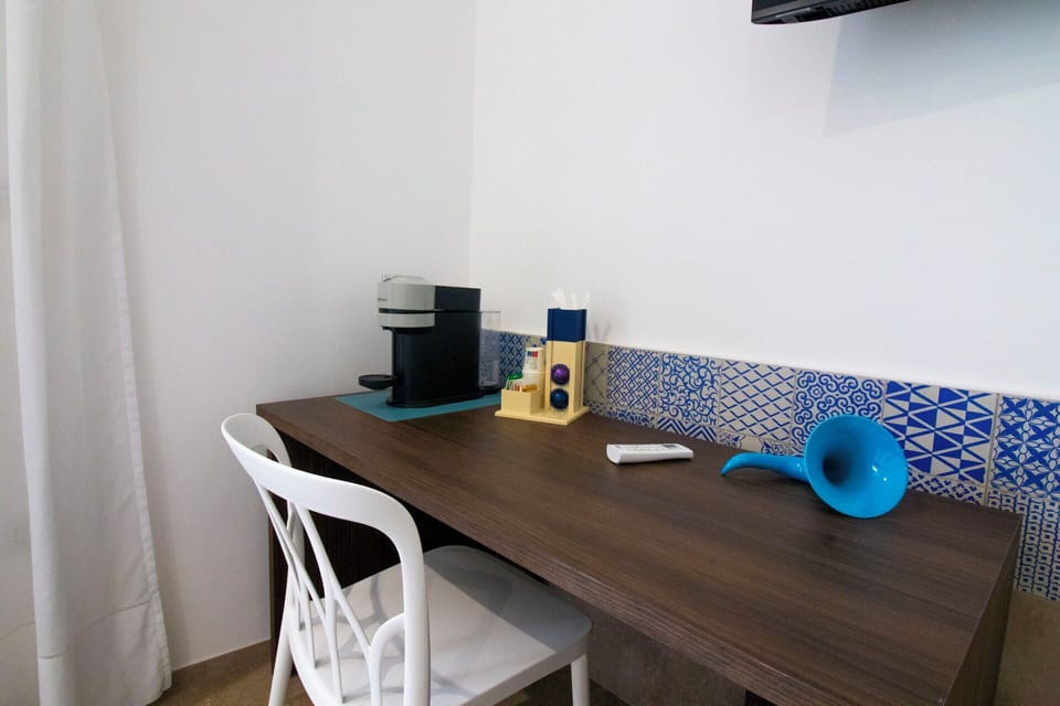 Amenities, Bedroom