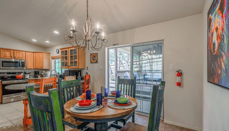 Casual dining area