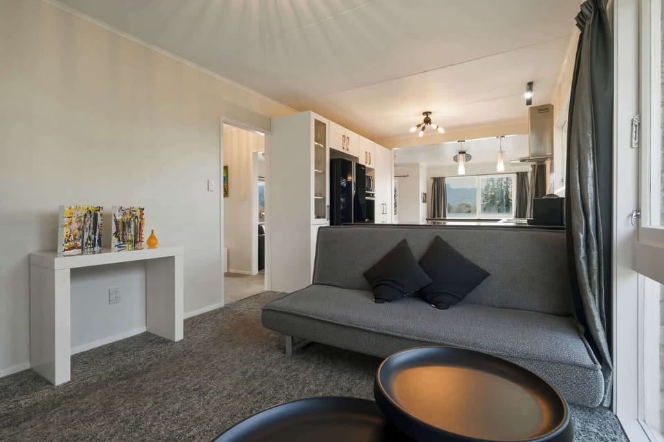 Second seating area between the kitchen and bedrooms.