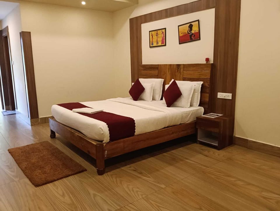 Superior Double Room, Garden View | WiFi (free)