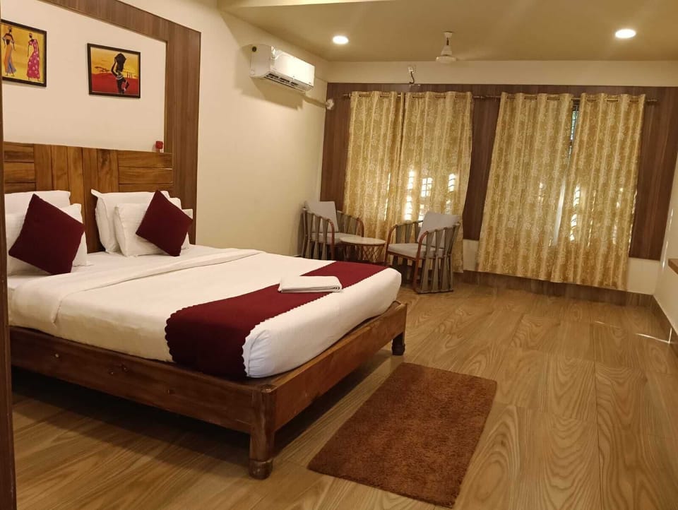 Superior Double Room, Garden View | WiFi (free)