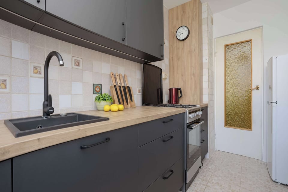 The kitchen's modern appliances make meal preparation easy.