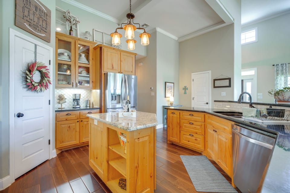 Kitchen | 1st Floor