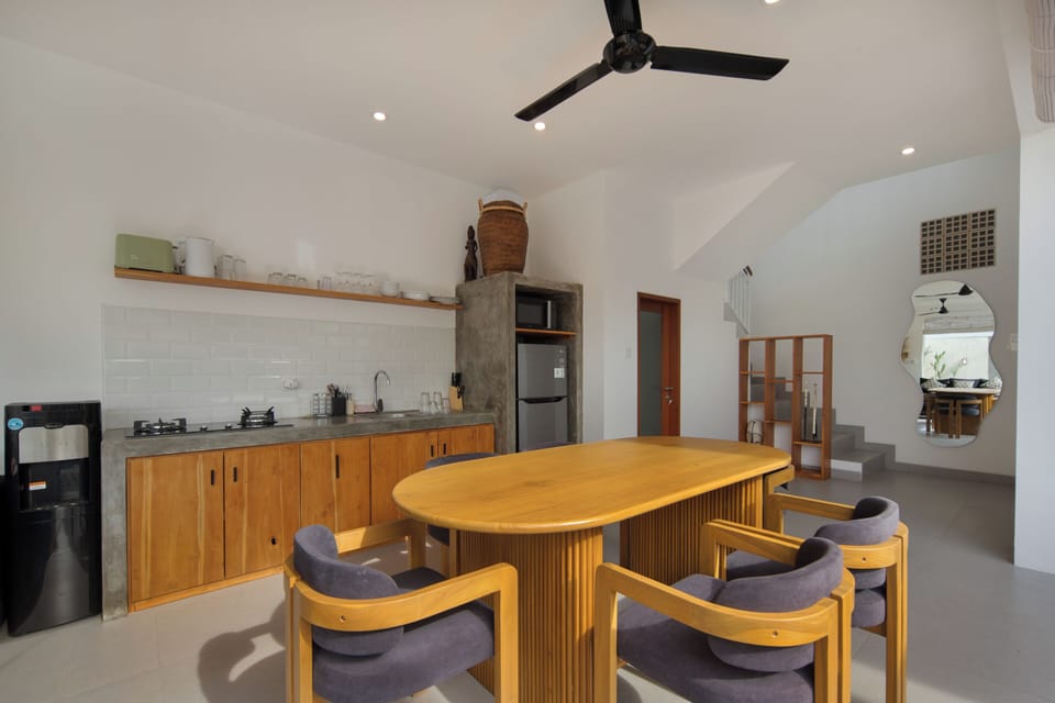 Villa, Pool View | Private kitchen | Fridge, microwave, stovetop, cookware/dishes/utensils