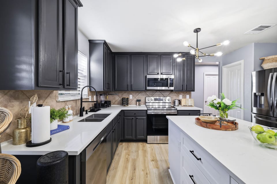 Enough space to prepare a delicious meal for your whole group.