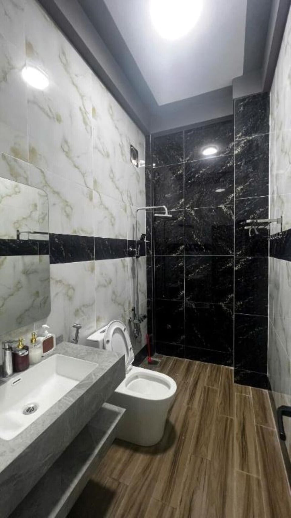 Shower, free toiletries, hair dryer, slippers