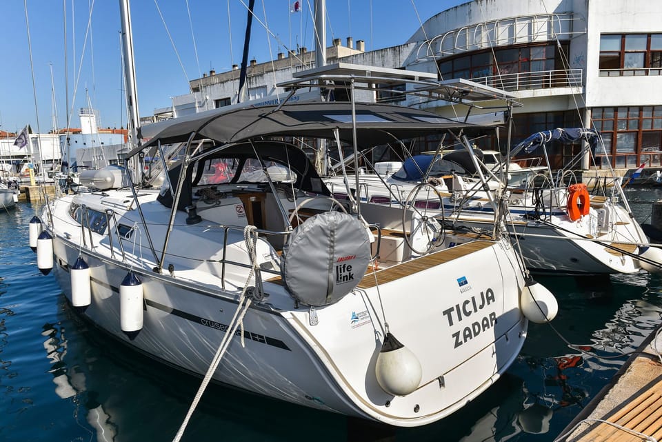 Marina
