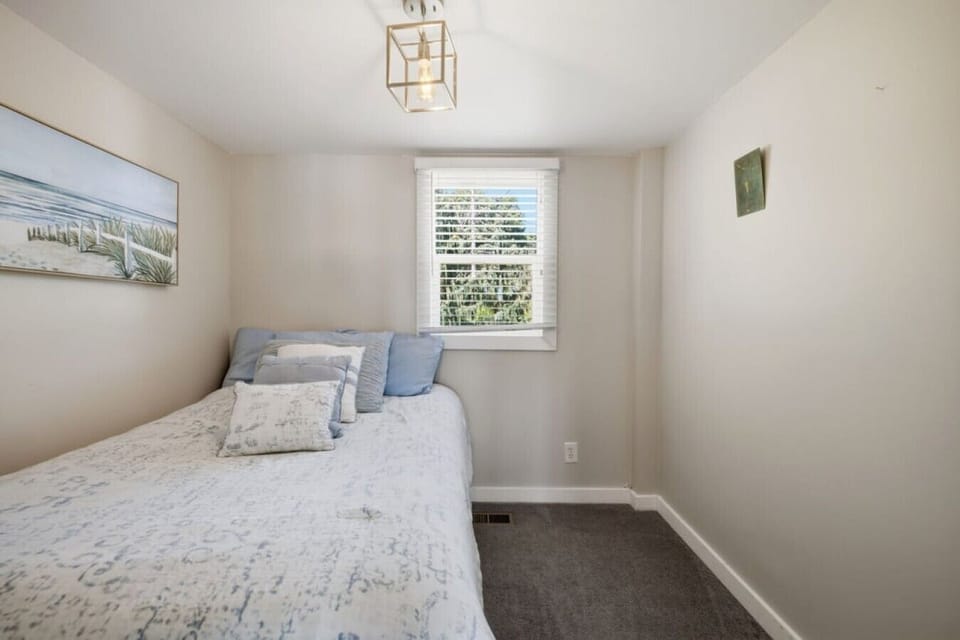Full bed for the guest who packs light and sleeps well.