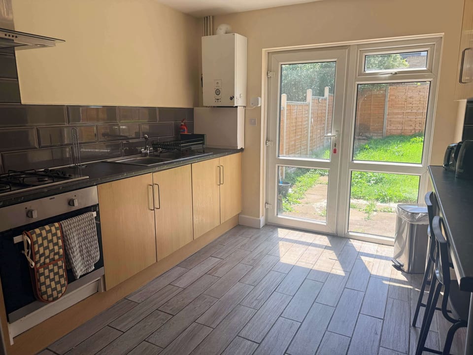 Bright spacious kitchen