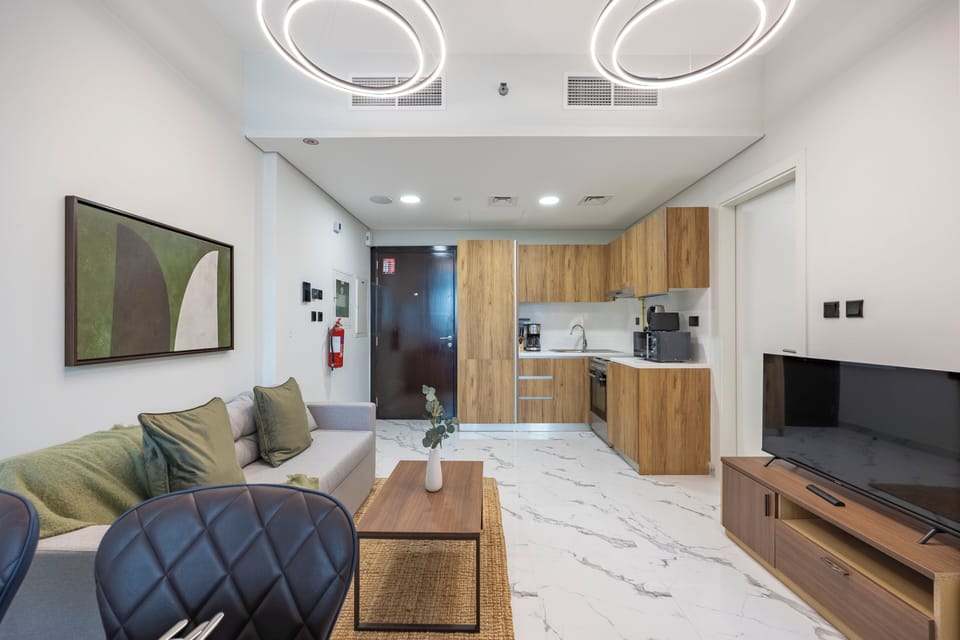 Apartment, Balcony | Living area