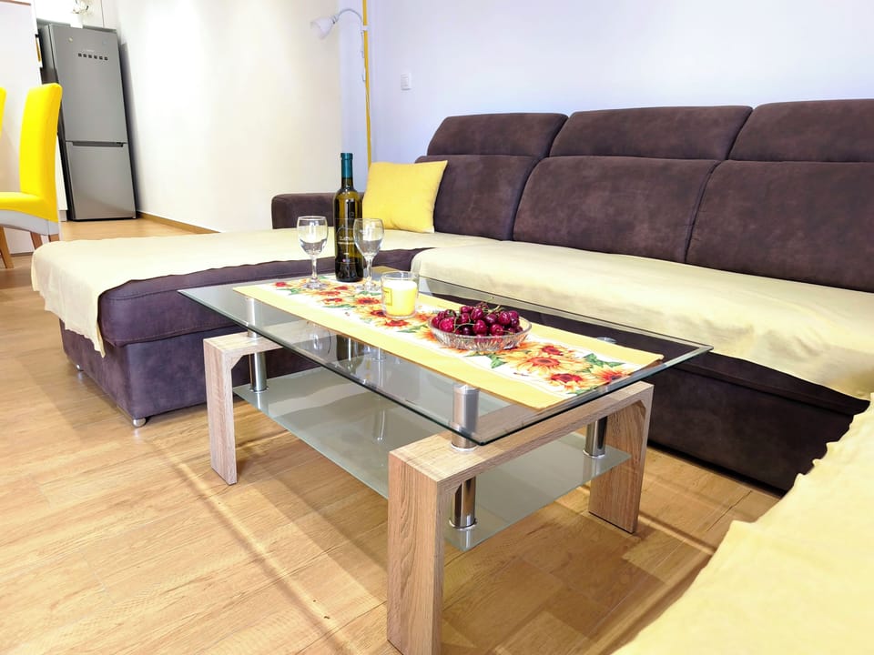Apartment, Lanai, Garden View | Interior