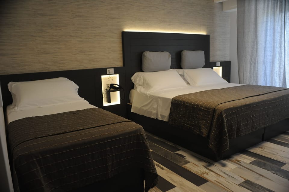 Comfort Triple Room, Ground Floor | Egyptian cotton sheets, premium bedding, down comforters