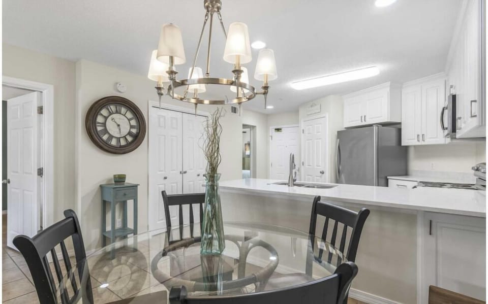 Condo, Multiple Beds (Maravilla 3106) | Dining