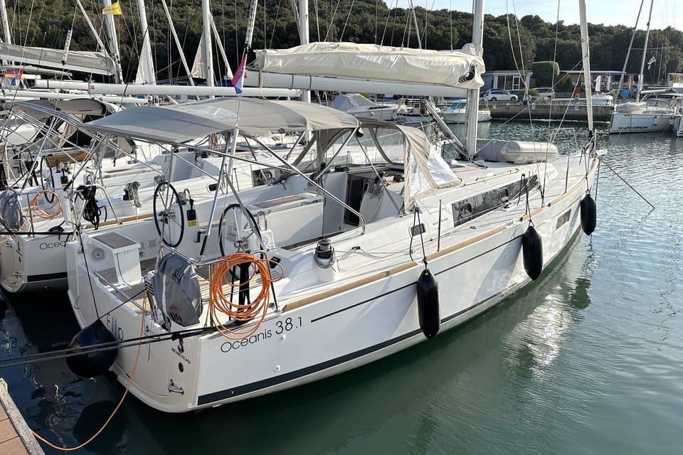 Marina