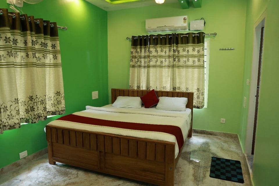 Deluxe Double Room, Garden View | WiFi (free)