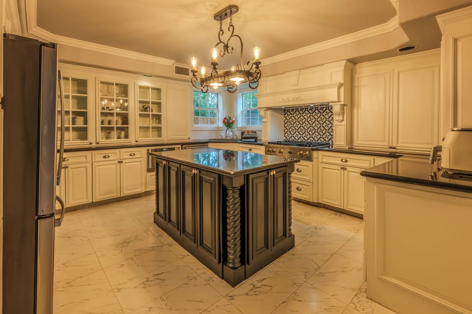 House, Patio, Garden View | Private kitchen