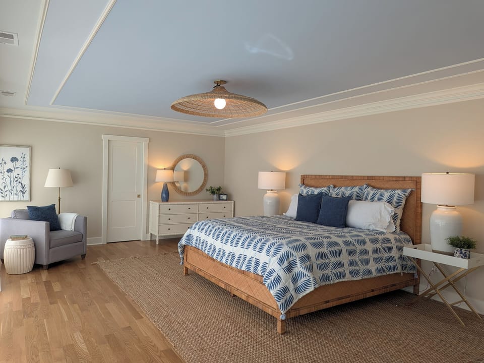 Beautiful Primary King Ensuite BR with Serena and Lily Quilt, Gorgeous Ceiling