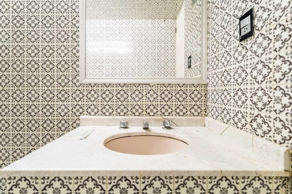 Suite | Bathroom