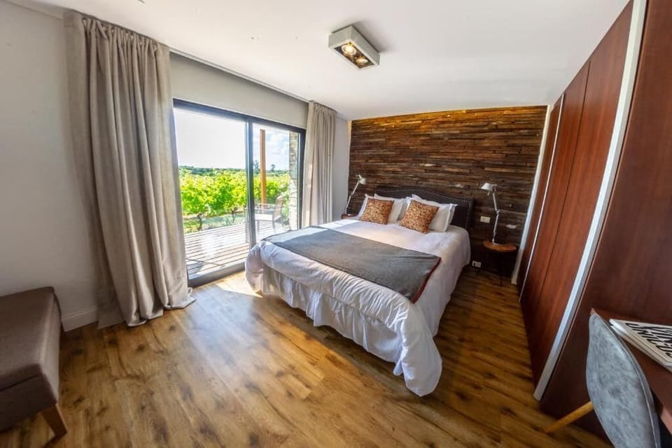 Deluxe Double Room, Balcony, Garden View | In-room safe, blackout drapes, soundproofing, WiFi (free)