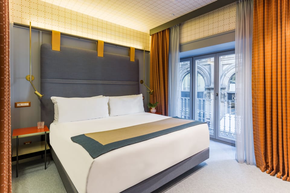 Deluxe Double or Twin Room | 1 bedroom, premium bedding, pillowtop beds, minibar