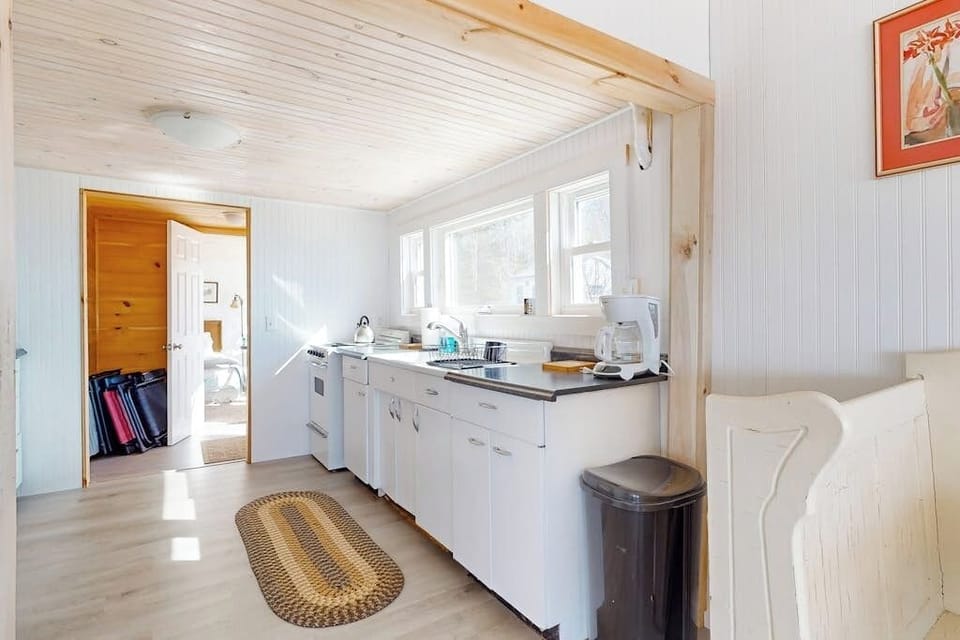 Cottage, Multiple Beds, Kitchen (Union Bay Cottage - The Annex) | Private kitchen