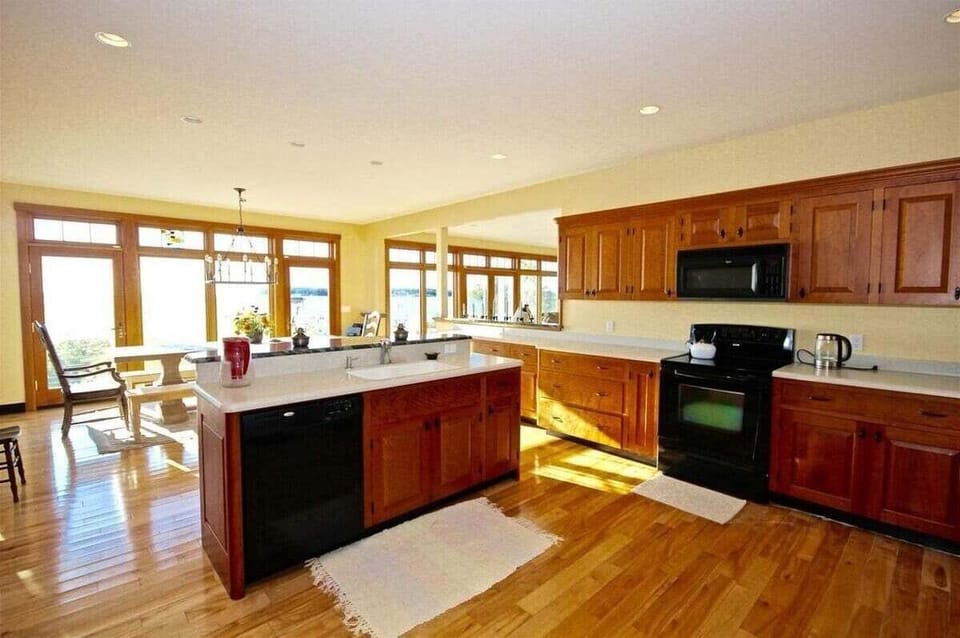 House, Multiple Beds (Pumpkin Point) | Private kitchen