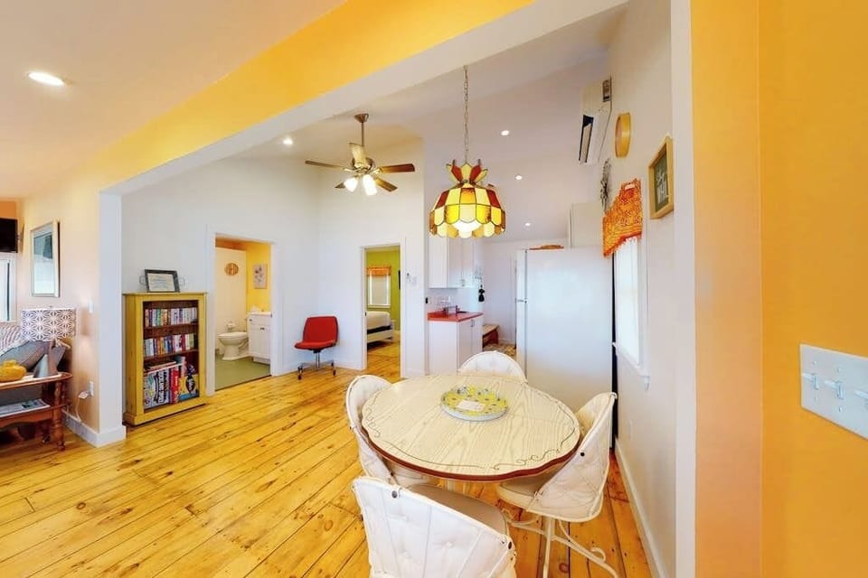 Cottage, 1 King Bed (Rising Tide Cottage) | Interior