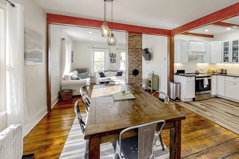 House, Multiple Beds, Garden View (Boothbay Cottage) | Interior