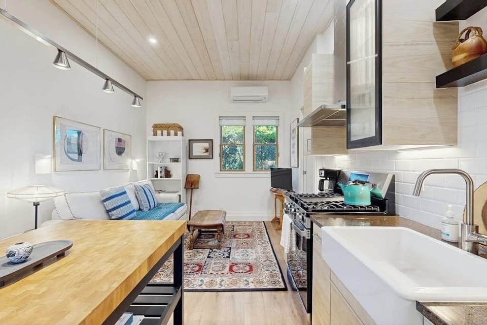 Cabin, Multiple Beds, Kitchen (Walker Cottage) | Private kitchen