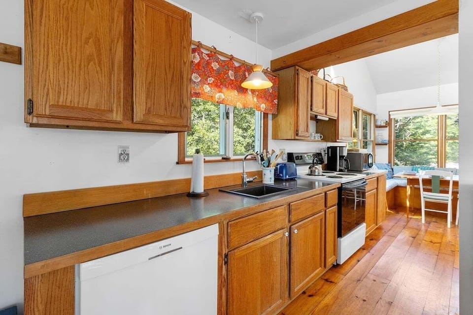 Cottage, Multiple Beds (Sea Heather Cottage) | Private kitchen