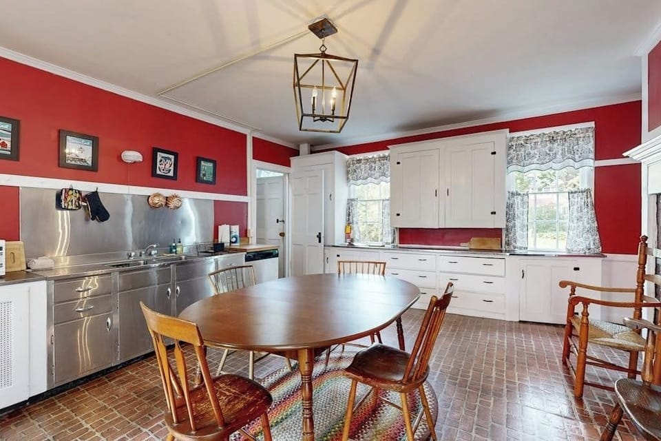 House, Multiple Beds, Kitchen, Garden View (Nickels-Sortwell House) | Private kitchen
