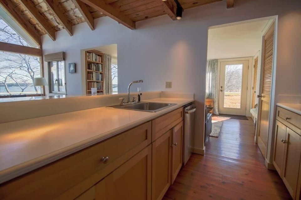 House, Multiple Beds, Kitchen, River View (The Eagle's Nest) | Private kitchen