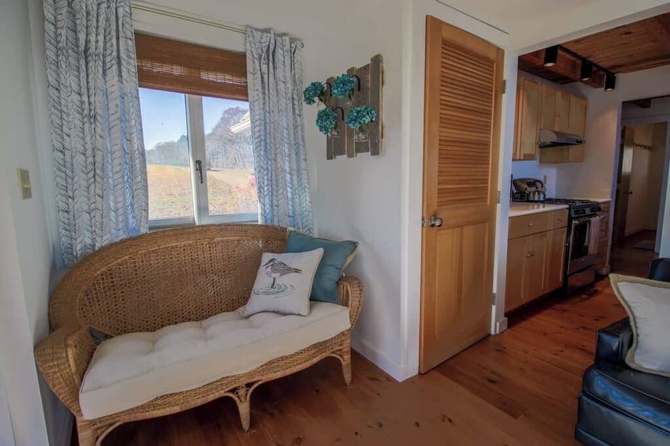 House, Multiple Beds, Kitchen, River View (The Eagle's Nest) | Living area