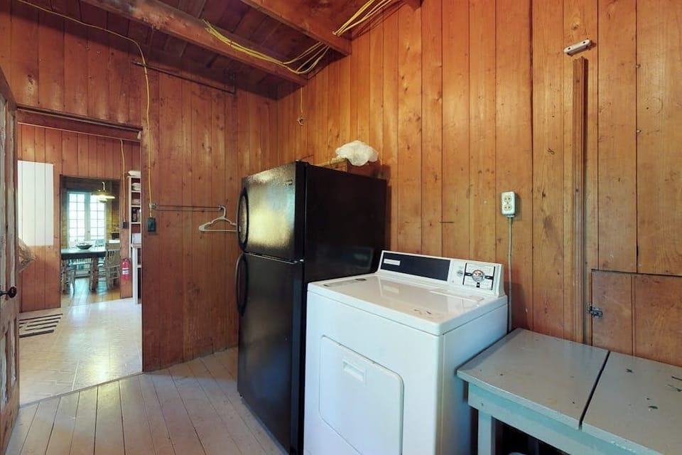 Cottage, Multiple Beds, Kitchen, Garden View (The 1909 Cottage) | Laundry