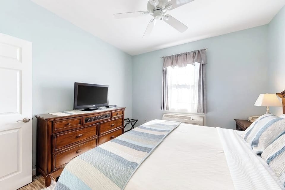 House, 1 King Bed with Sofa bed, Kitchenette, City View (The Colonels Suites Unit 2) | View from room