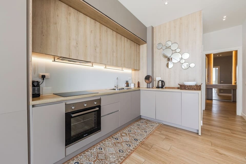 Fully-equipped kitchen