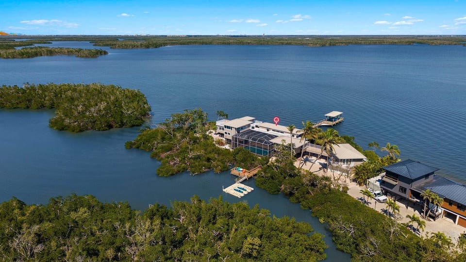 House, Multiple Beds (Widgeon Point) | Aerial view