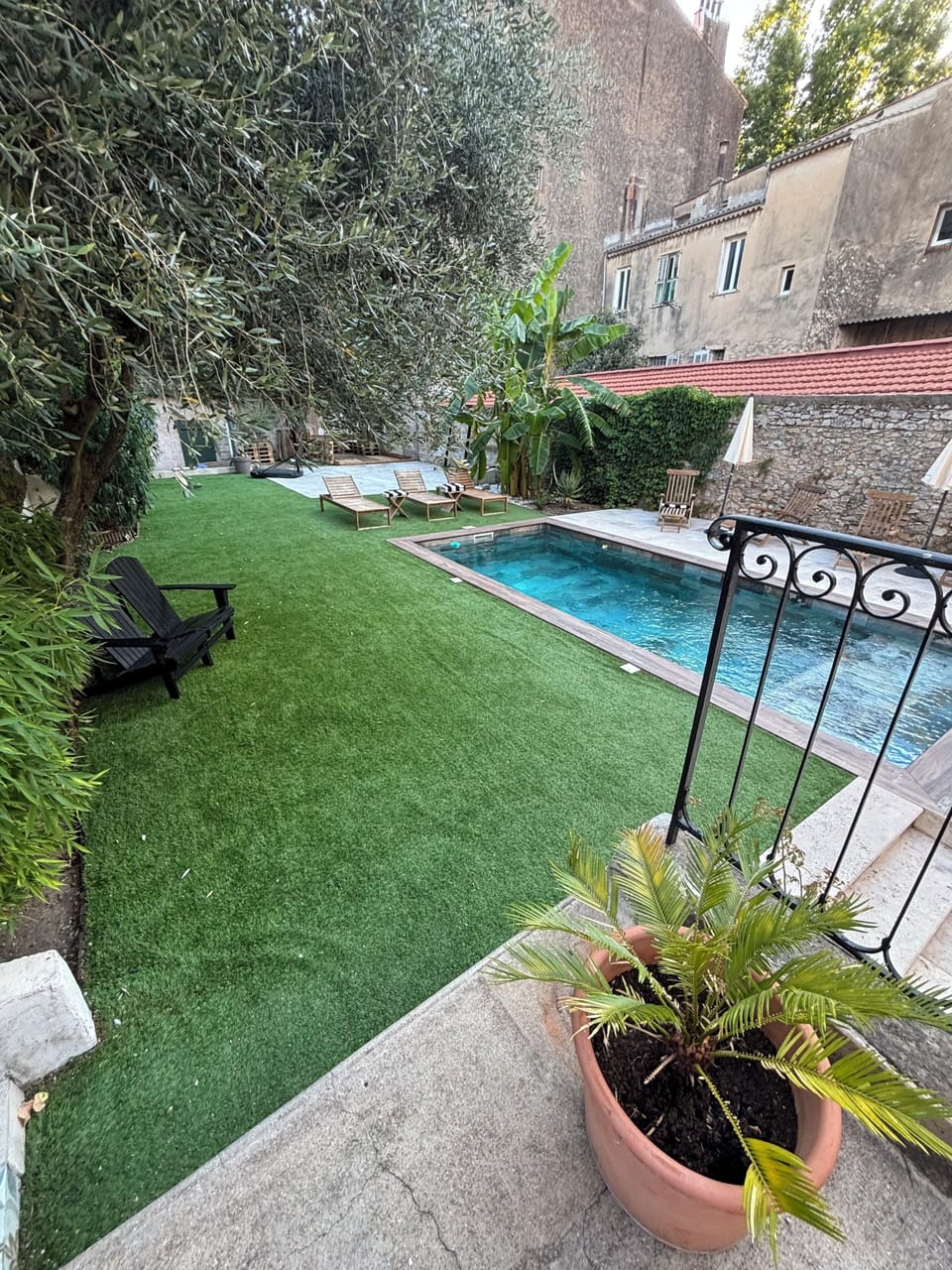 Pool