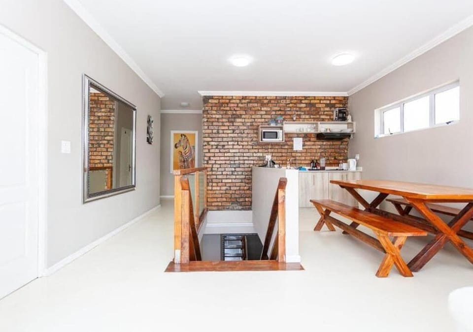 Family Quadruple Room, Balcony | Dining