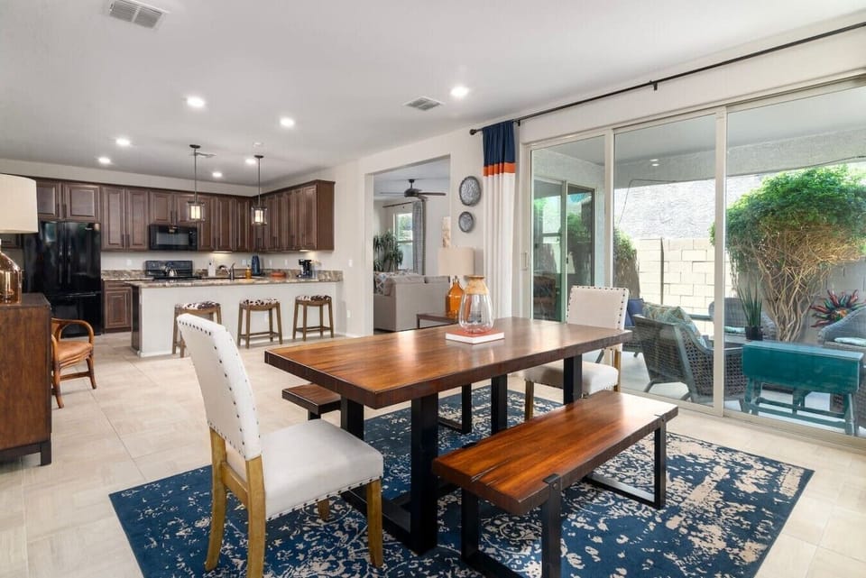 Whether you`re working remotely, relocating, or simply enjoying an extended stay, you`ll appreciate the spacious layout and comfortable living areas designed to make you feel at home.