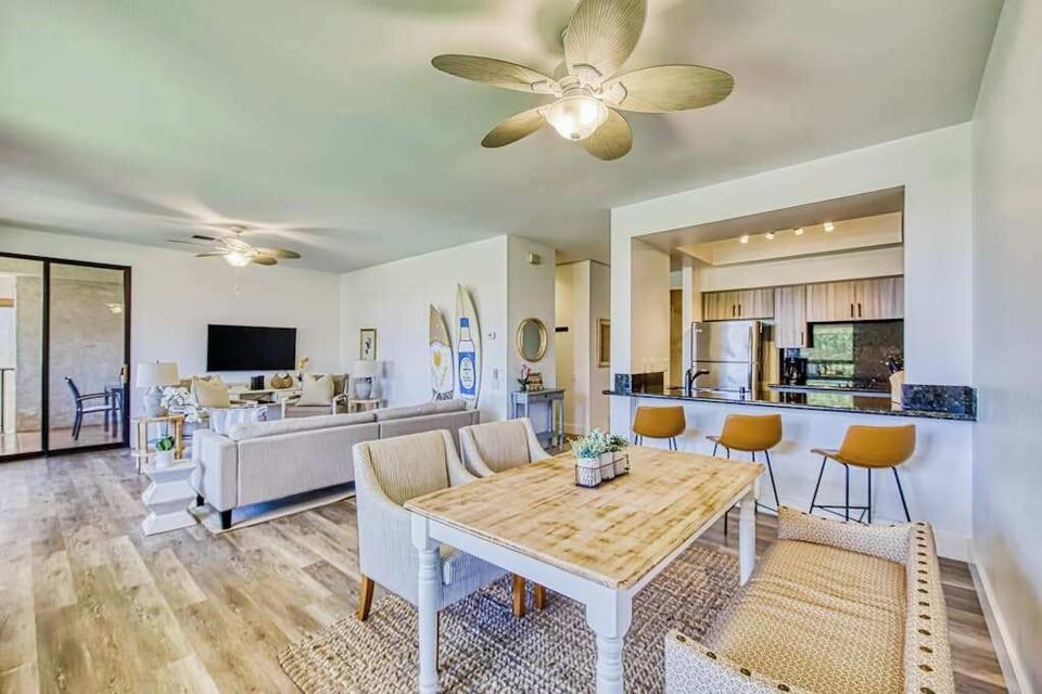 Spacious Great Room Perfect For Entertaining