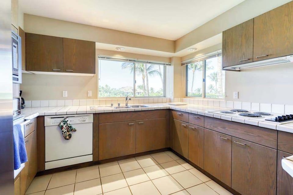 Open Kitchen With Plenty Of Space