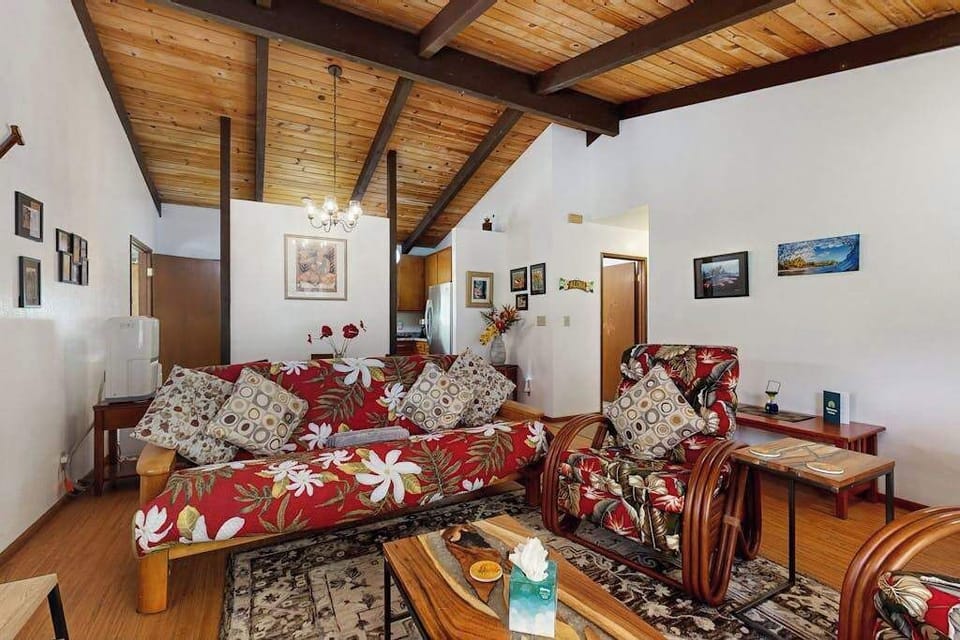 Tropical Lounge with Vaulted Ceilings & Plush Seating