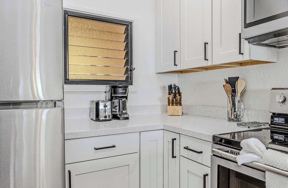 Bright Kitchen With Coastal Charm